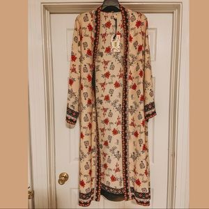 Chelsea & Violet Kimono Blue cream and red